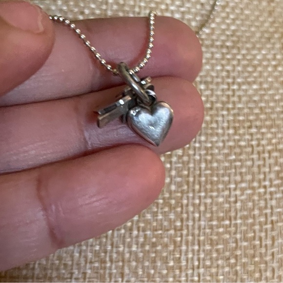 Silver Faith,Hope, Love Pendants Necklace- Cross, heart and anchor - Picture 8 of 9